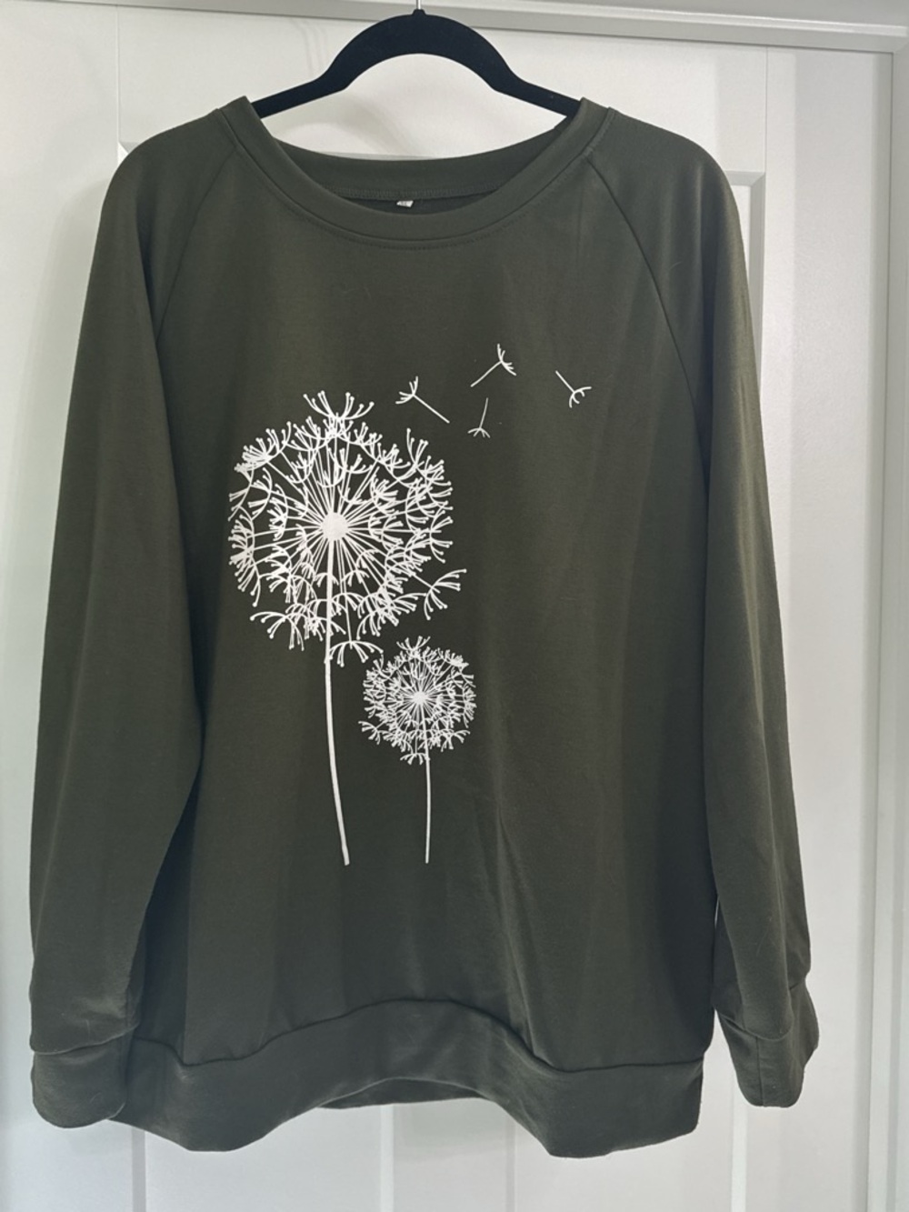 Women's Olive Green Dandelion Graphic Sweatshirt